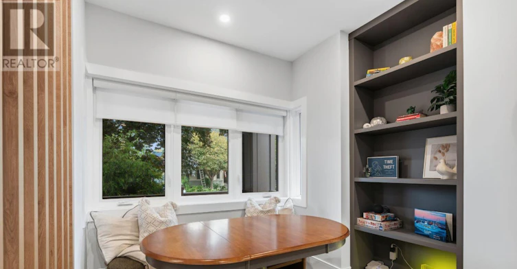 865 Windermere Avenue, Toronto, ON, M6S 3M8 - 6