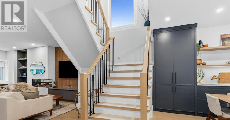 865 Windermere Avenue, Toronto, ON, M6S 3M8 - 21