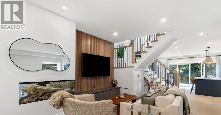 865 Windermere Avenue, Toronto, ON, M6S 3M8 - 7