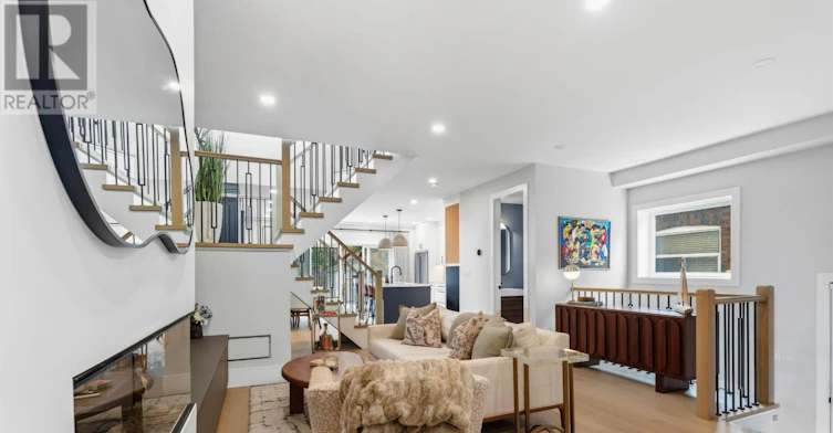 865 Windermere Avenue, Toronto, ON, M6S 3M8 - 8