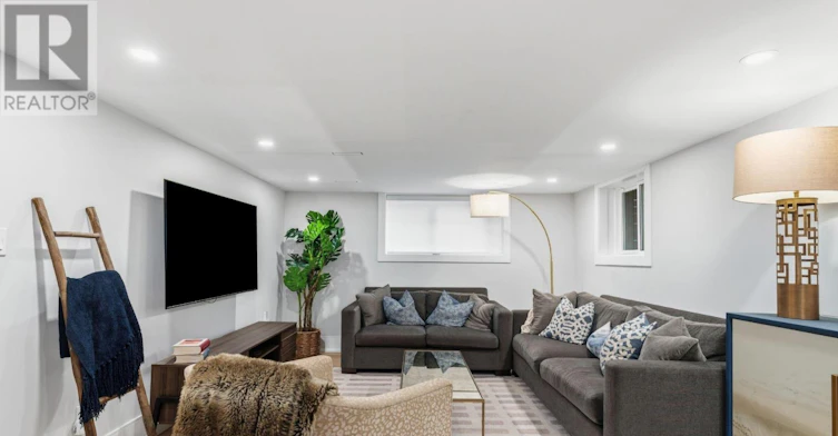 865 Windermere Avenue, Toronto, ON, M6S 3M8 - 32