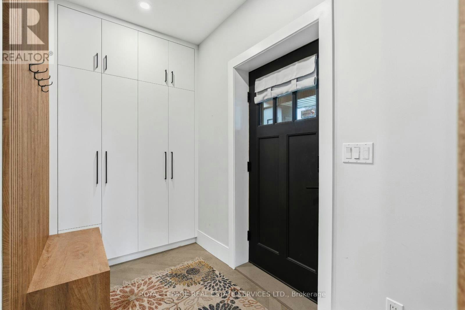865 Windermere Avenue, Toronto, ON, M6S 3M8 - 5