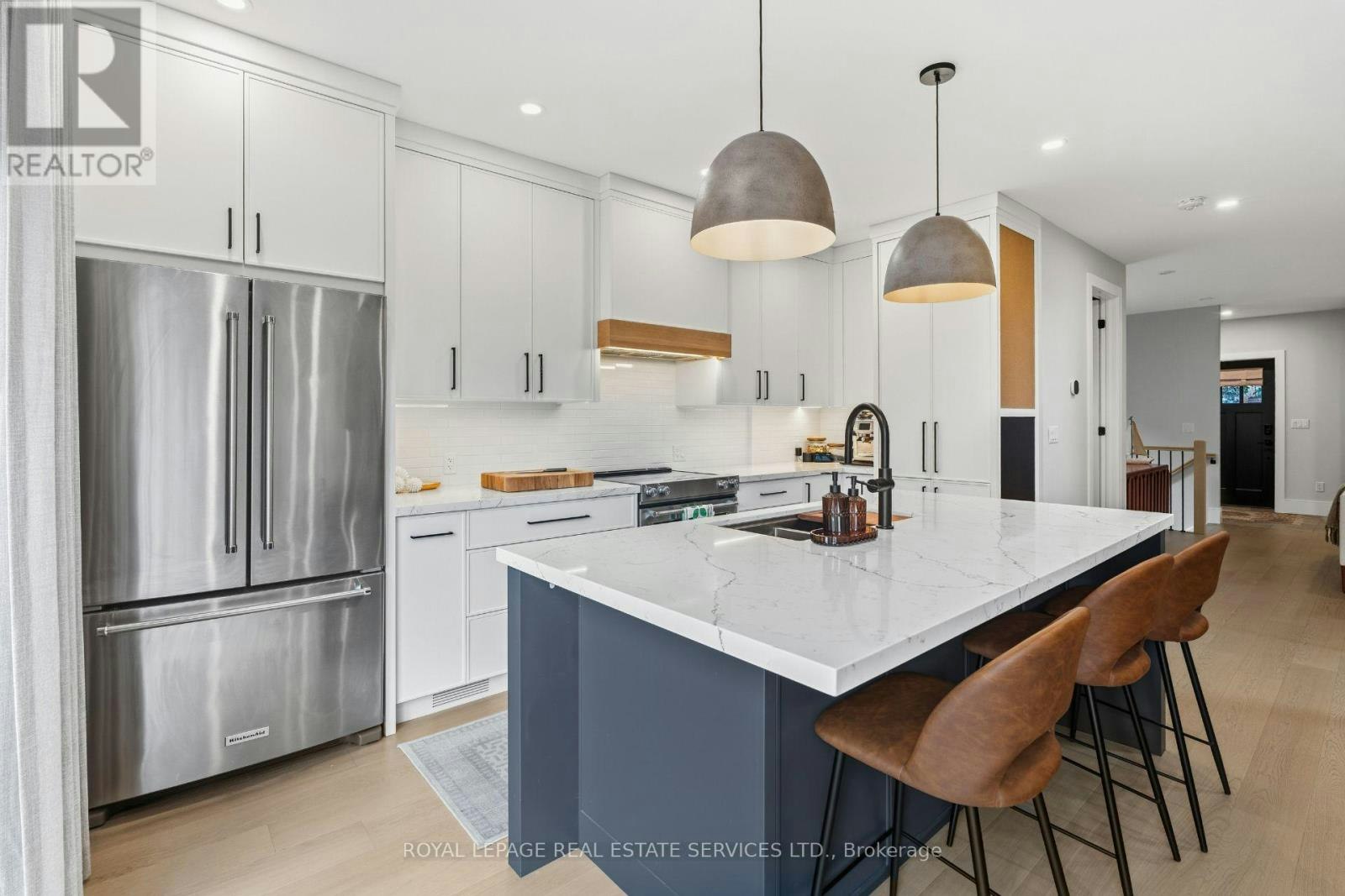 865 Windermere Avenue, Toronto, ON, M6S 3M8 - 13