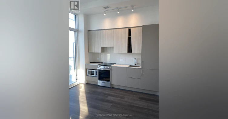 2410-3900 Confederation Parkway, Mississauga, ON, L5B 0M3 - 4