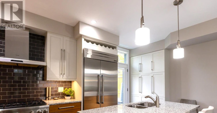 110 Greenfield Avenue, Ottawa, ON, K1S 5H7 - 14