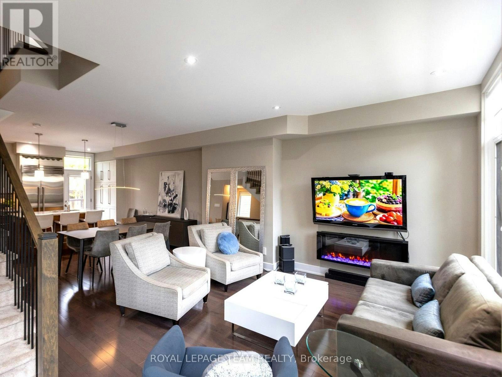 110 Greenfield Avenue, Ottawa, ON, K1S 5H7 - 6
