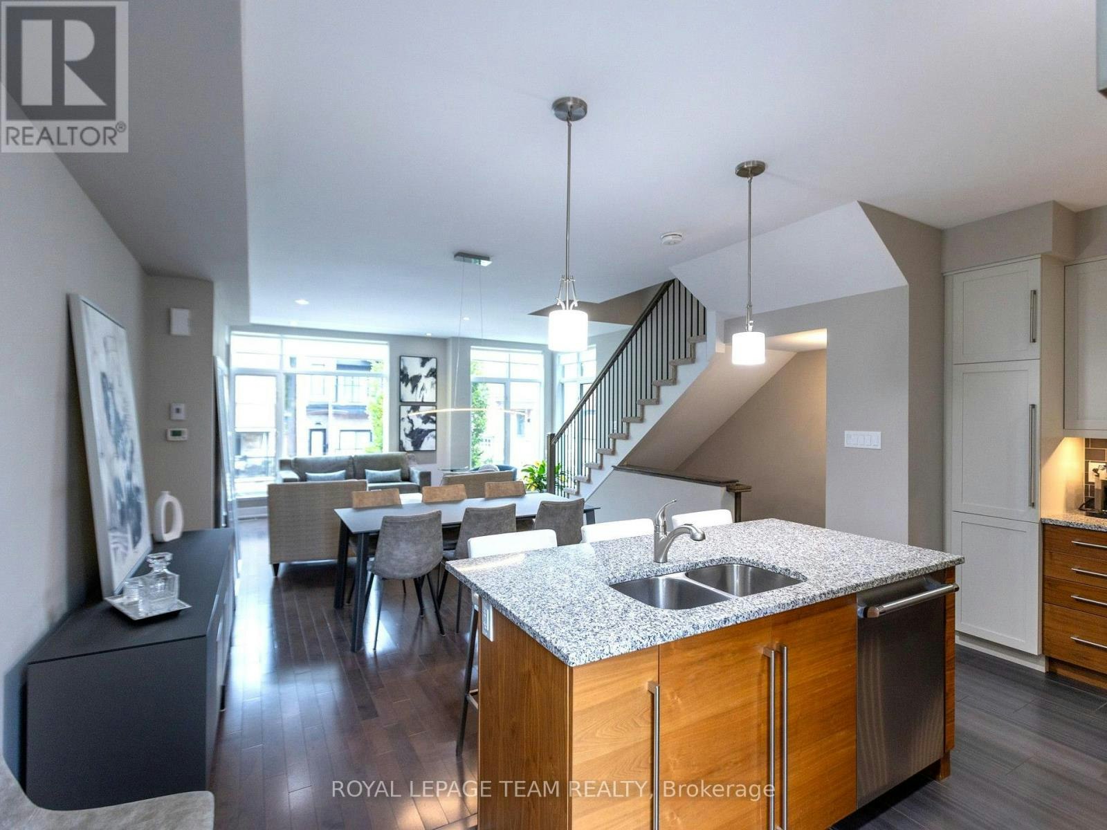 110 Greenfield Avenue, Ottawa, ON, K1S 5H7 - 11