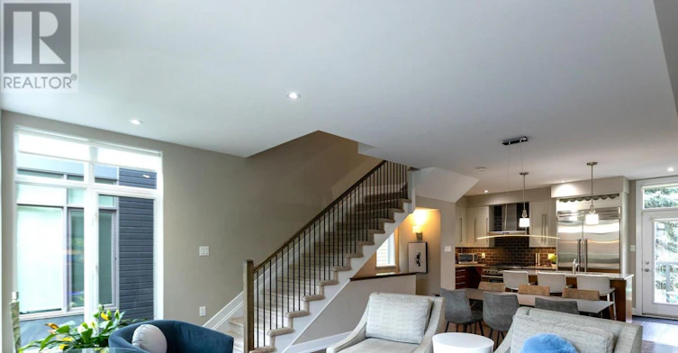 110 Greenfield Avenue, Ottawa, ON, K1S 5H7 - 7