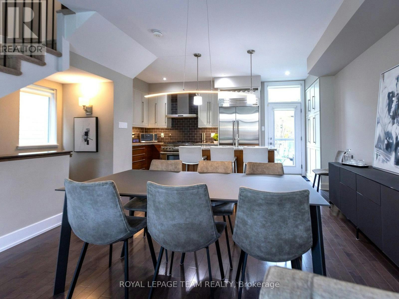 110 Greenfield Avenue, Ottawa, ON, K1S 5H7 - 10