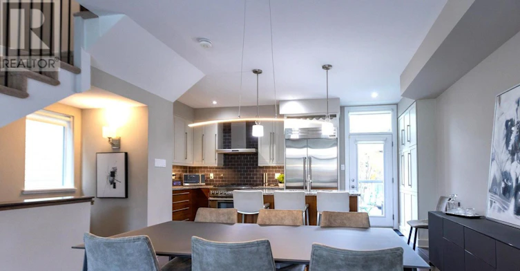 110 Greenfield Avenue, Ottawa, ON, K1S 5H7 - 10