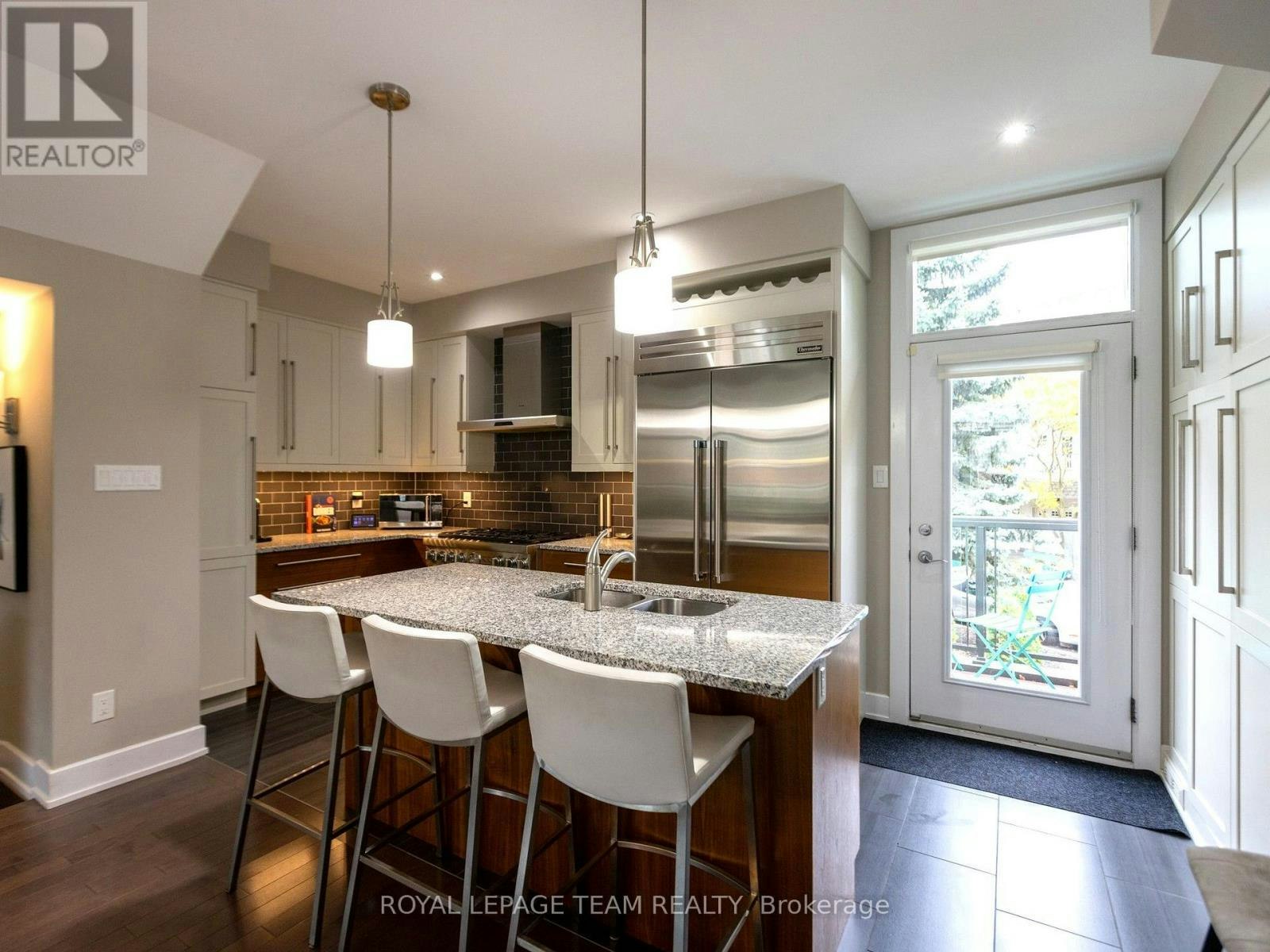 110 Greenfield Avenue, Ottawa, ON, K1S 5H7 - 12
