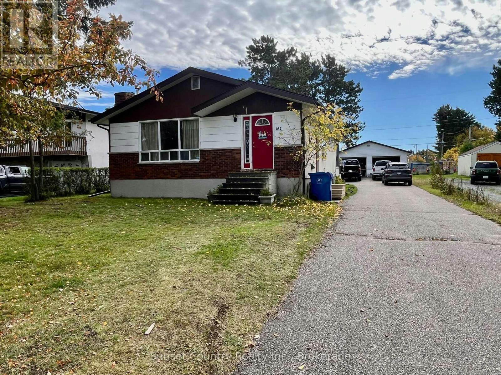 182 Wilde Street, Dryden, ON, P8N 1N9