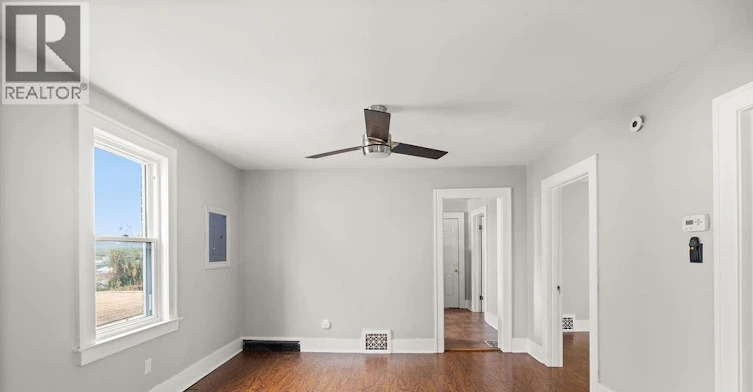 UPPER-1044 Parent Avenue, Windsor, ON, N9A 2E5 - 5