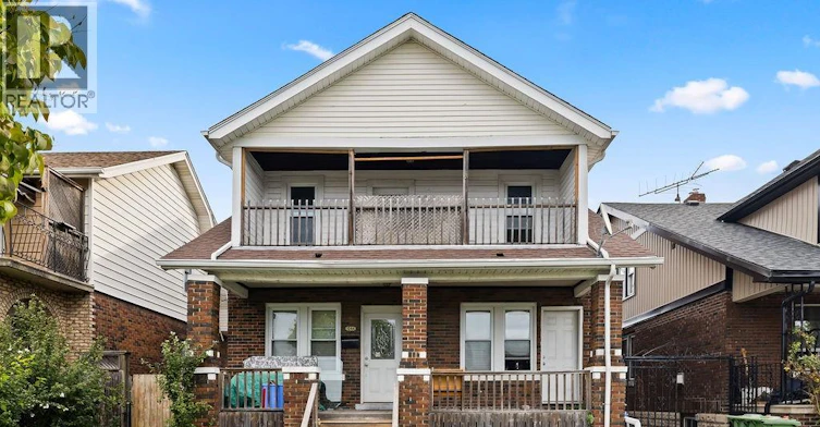 UPPER-1044 Parent Avenue, Windsor, ON, N9A 2E5 - 2
