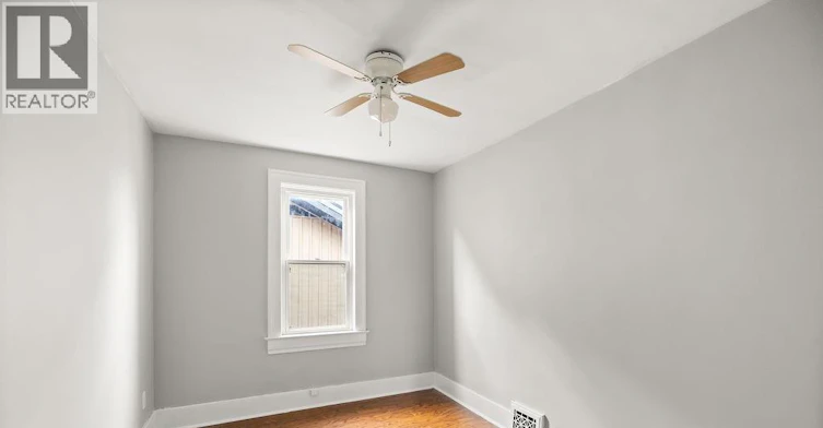 UPPER-1044 Parent Avenue, Windsor, ON, N9A 2E5 - 13