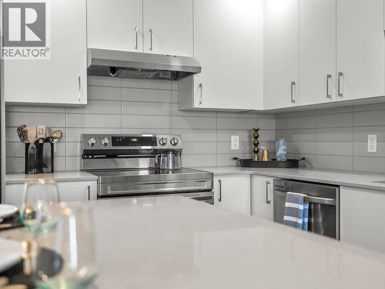 110-1057 Frost Road, Kelowna, BC, V1W 0G8 - 6
