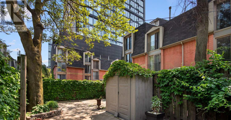 BSMT-137 Gerrard Street E, Toronto, ON, M5A 2E3 - 10