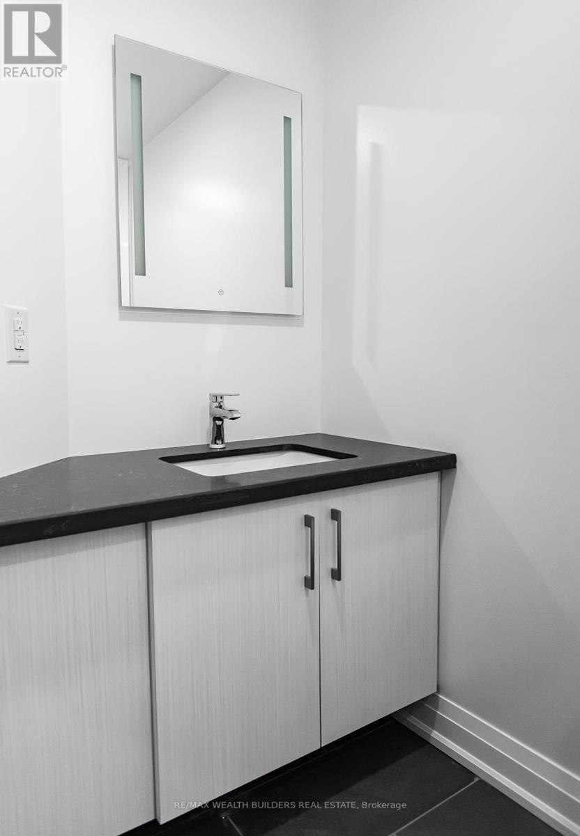 6-207 Jarvis Street, Toronto, ON, M5J 2C1 - 4