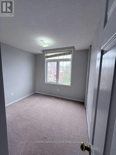 35 Linnell Street, Ajax, ON, L1Z 0K8 - 11