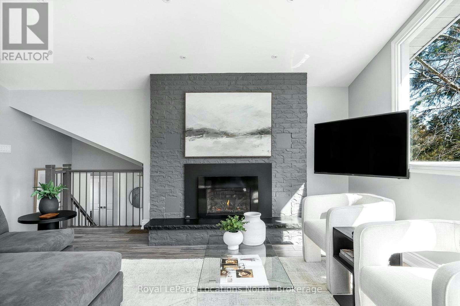 129 Scandia Lane, Blue Mountains, ON, N0H 2E0 - 18
