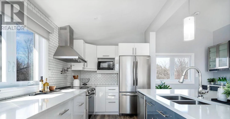 129 Scandia Lane, Blue Mountains, ON, N0H 2E0 - 13