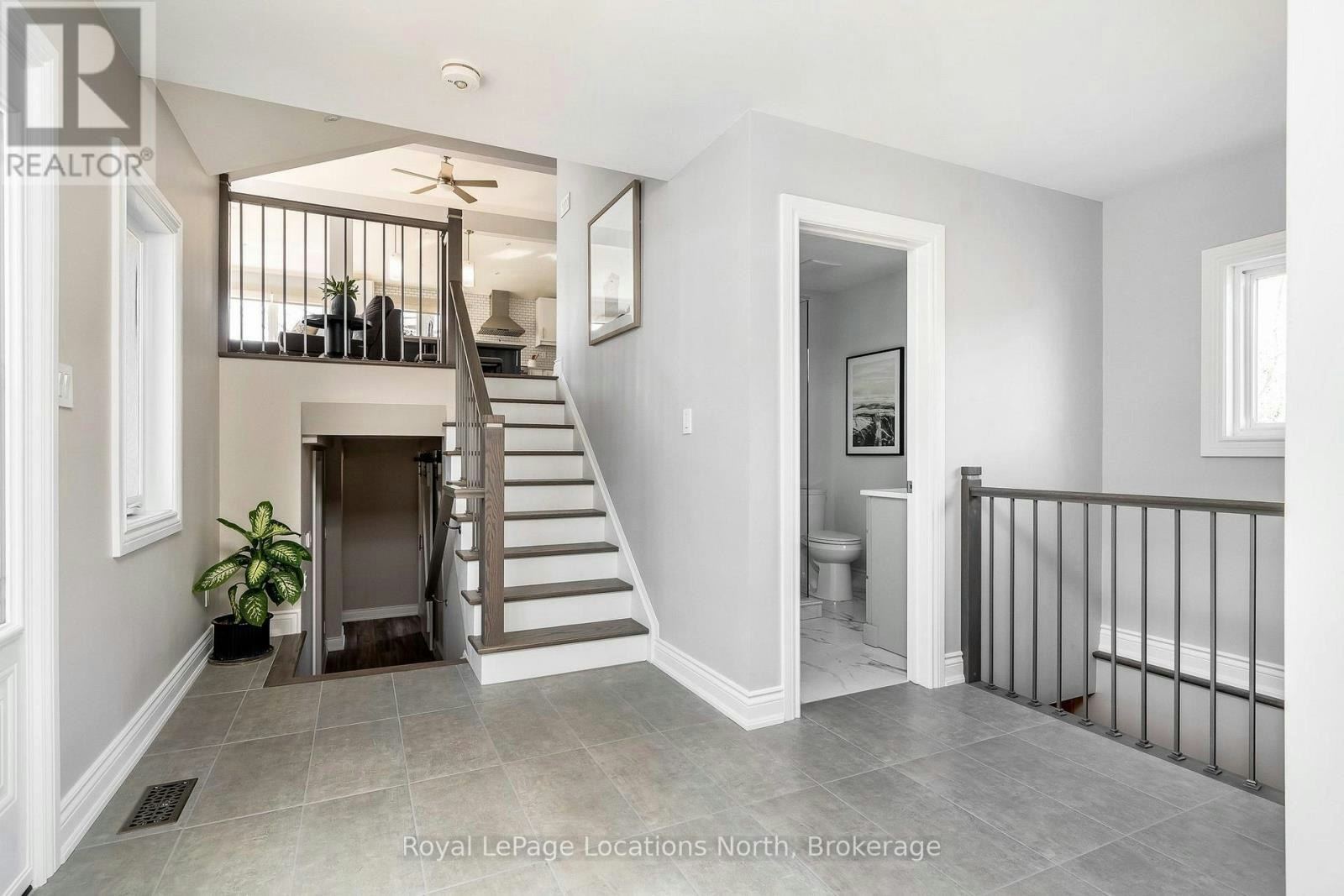 129 Scandia Lane, Blue Mountains, ON, N0H 2E0 - 9