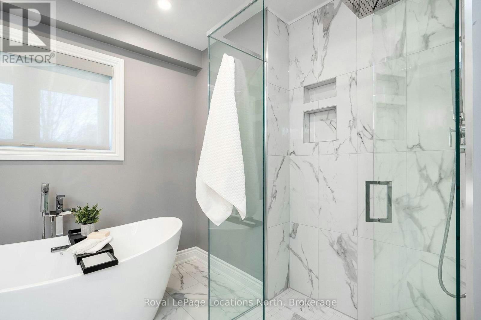 129 Scandia Lane, Blue Mountains, ON, N0H 2E0 - 30