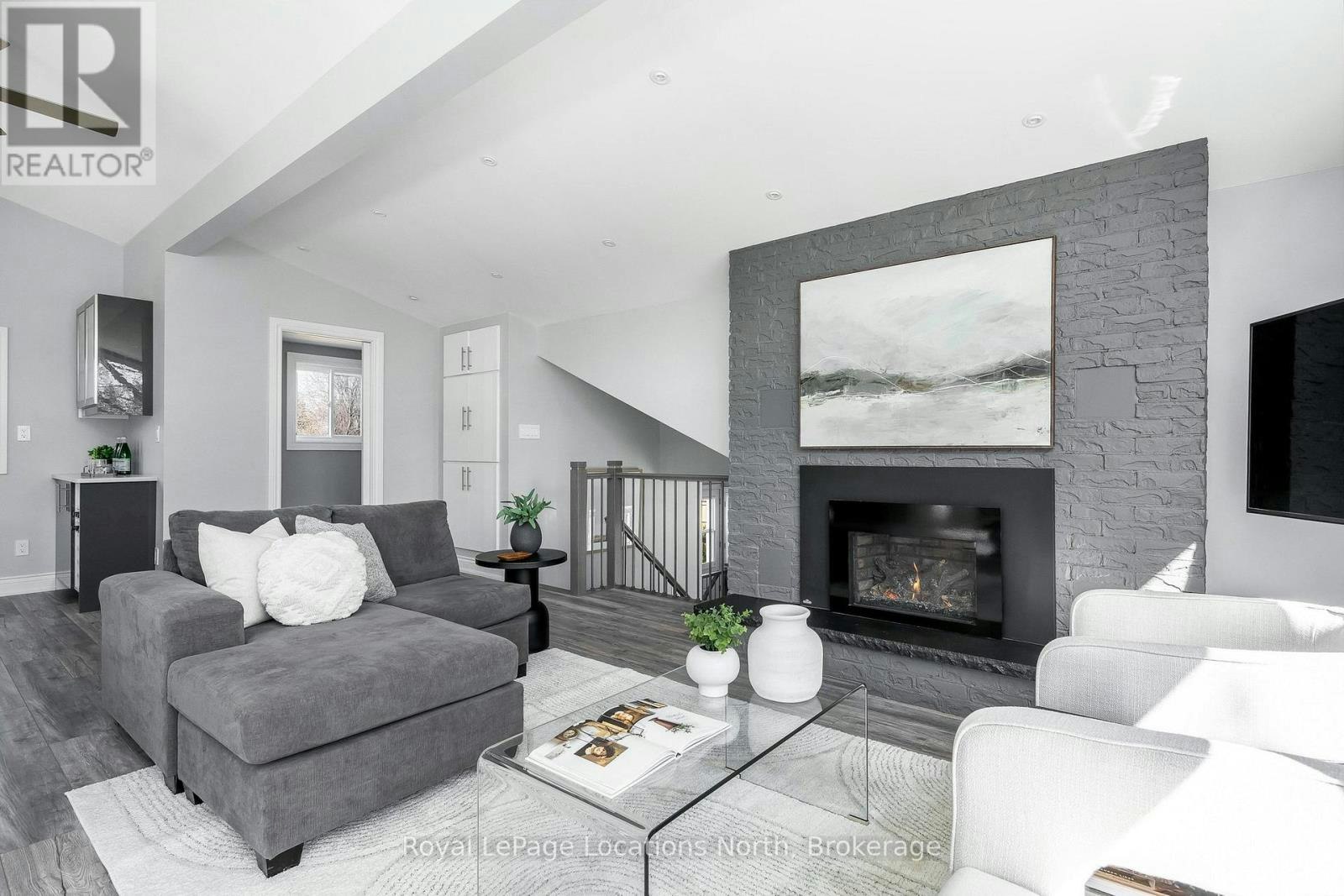 129 Scandia Lane, Blue Mountains, ON, N0H 2E0 - 17
