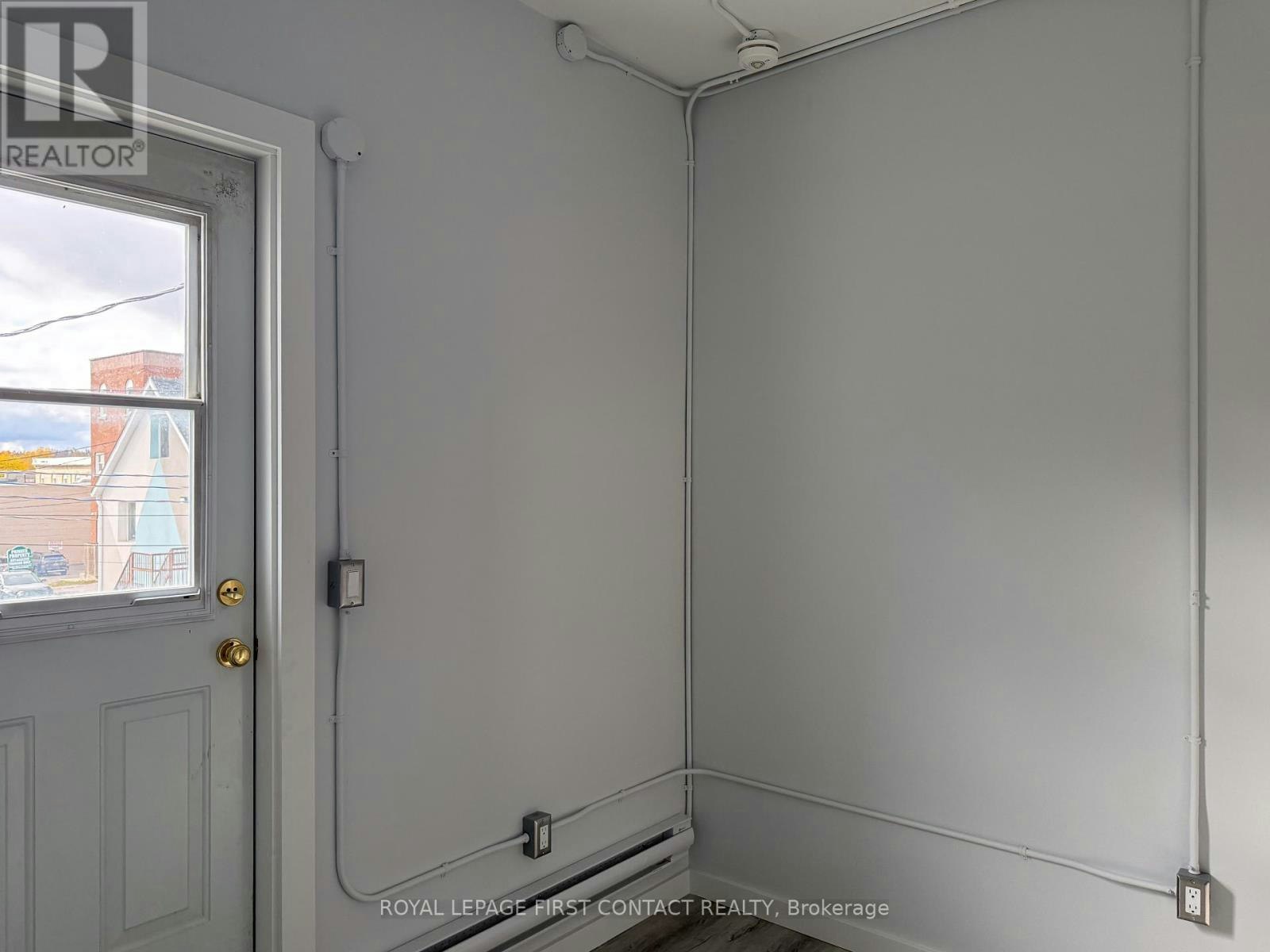 A-23 Peter Street S, Orillia, ON, L3V 5A8 - 5