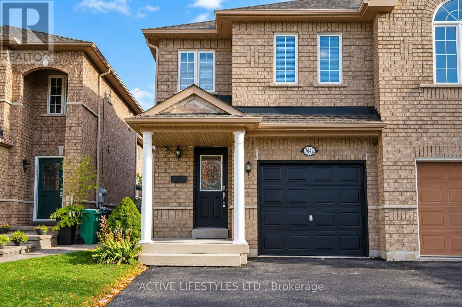 7647 Doverwood Drive, Mississauga, ON, L5N 8J2