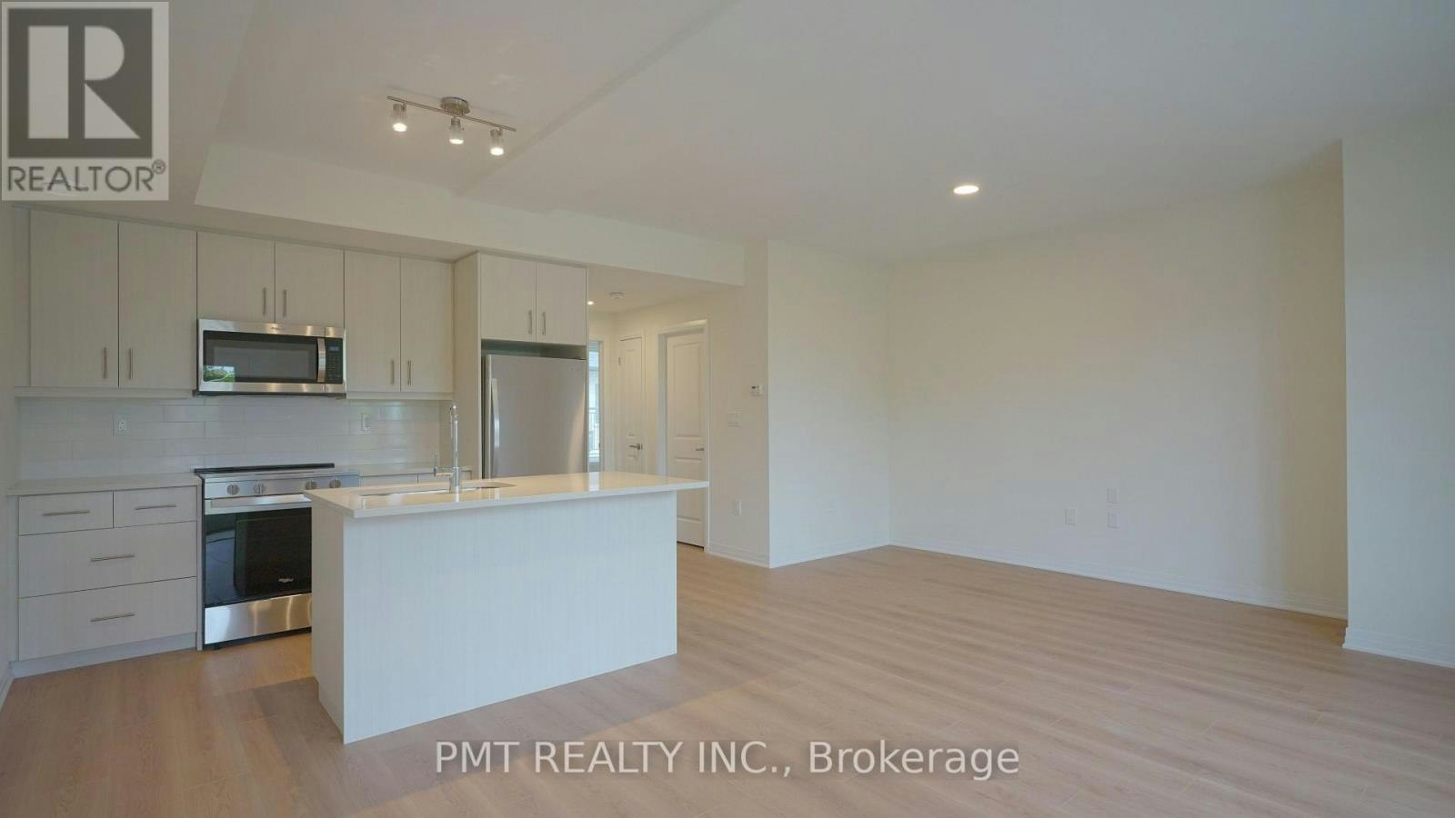 5-737 Front Royal Street, Mississauga, ON, L4Y 0G6 - 2