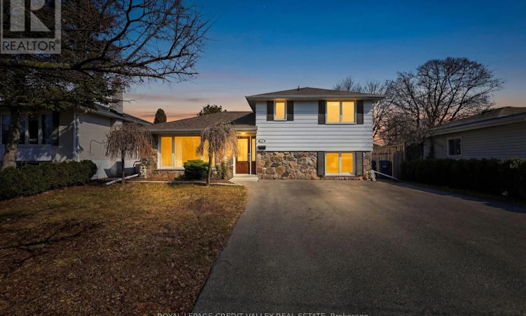41 Staveley Crescent