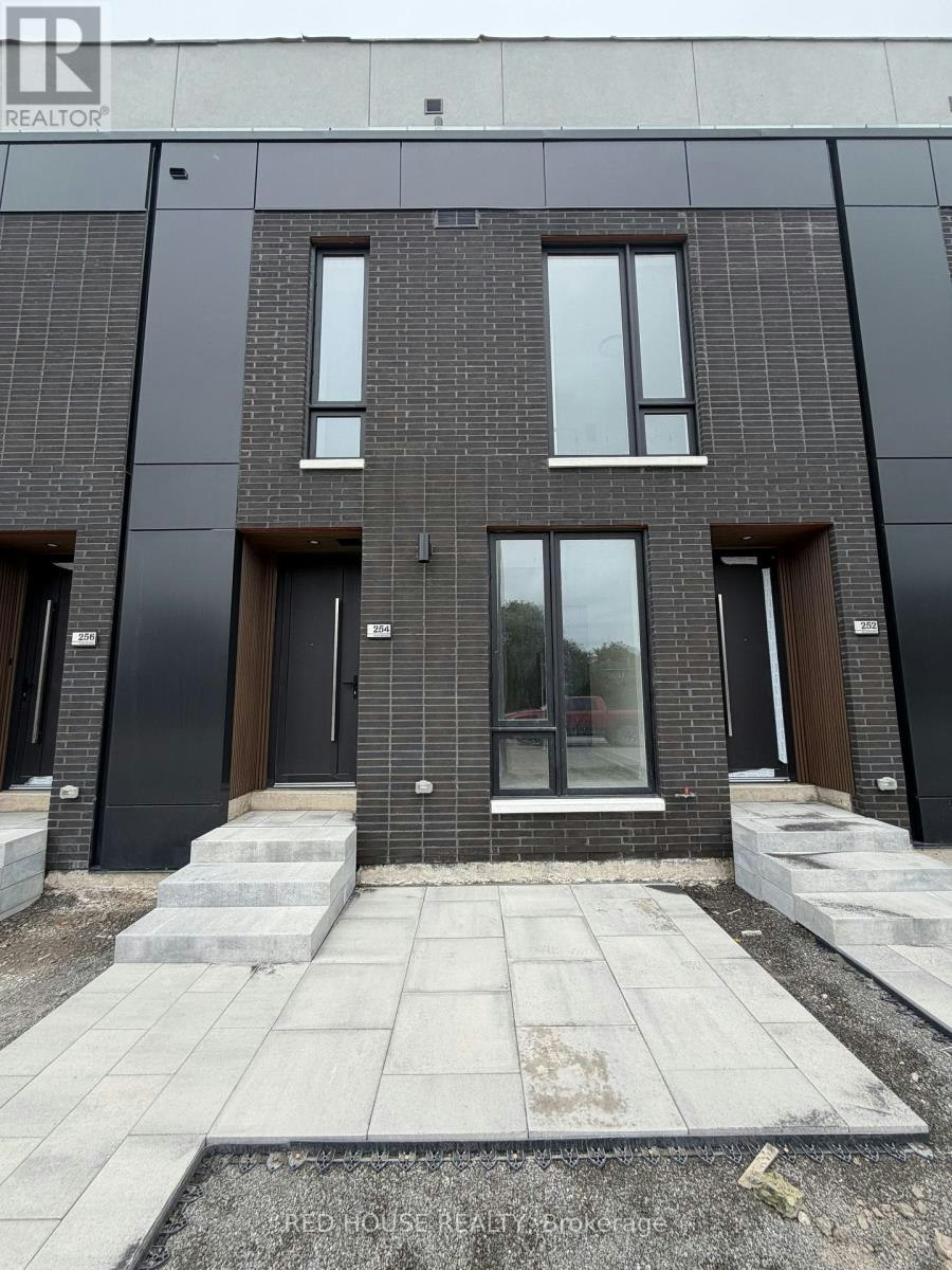 254 Ellis Avenue, St. Catharines, ON, L2P 0G9