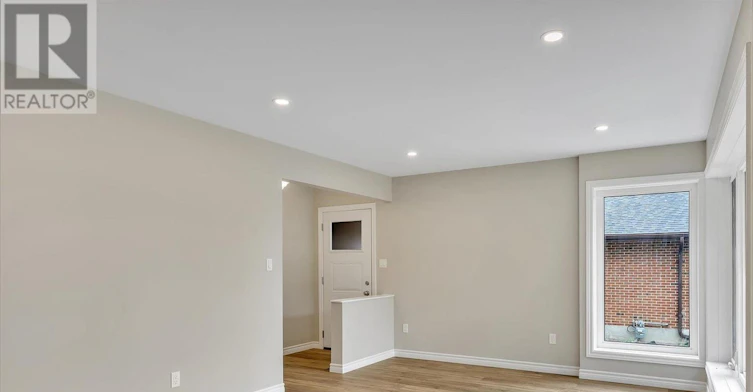 MAIN-890 Weller Street, Peterborough, ON, K9J 4X8 - 8