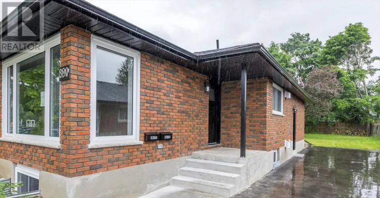 MAIN-890 Weller Street, Peterborough, ON, K9J 4X8 - 3