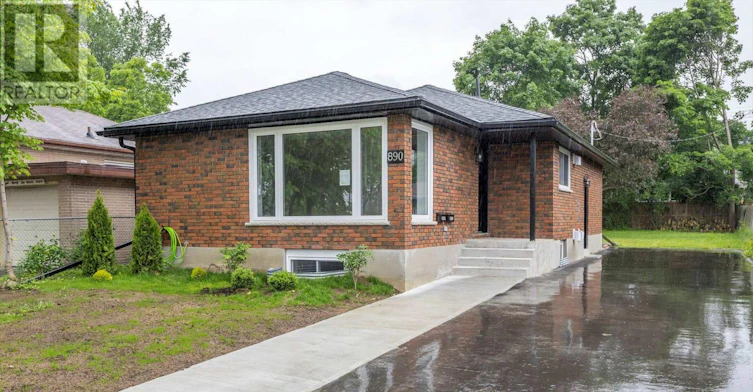 MAIN-890 Weller Street, Peterborough, ON, K9J 4X8