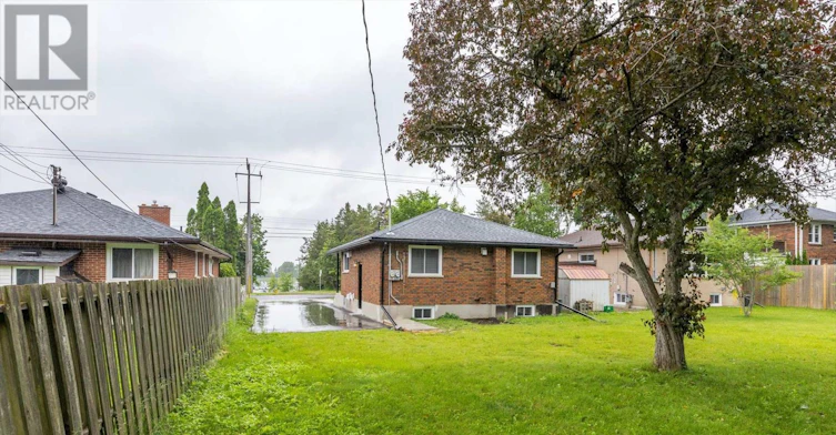 MAIN-890 Weller Street, Peterborough, ON, K9J 4X8 - 28