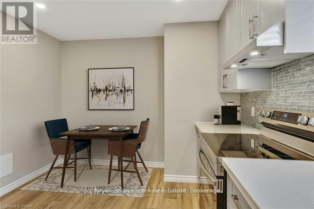 MAIN-890 Weller Street, Peterborough, ON, K9J 4X8 - 16
