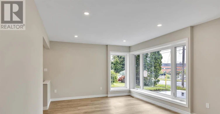 MAIN-890 Weller Street, Peterborough, ON, K9J 4X8 - 9
