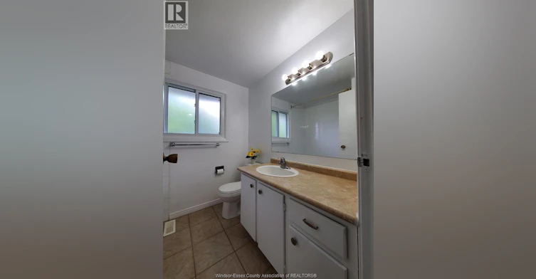 B-114 Lillian Drive, Waterloo, ON, N2J 4J9 - 6