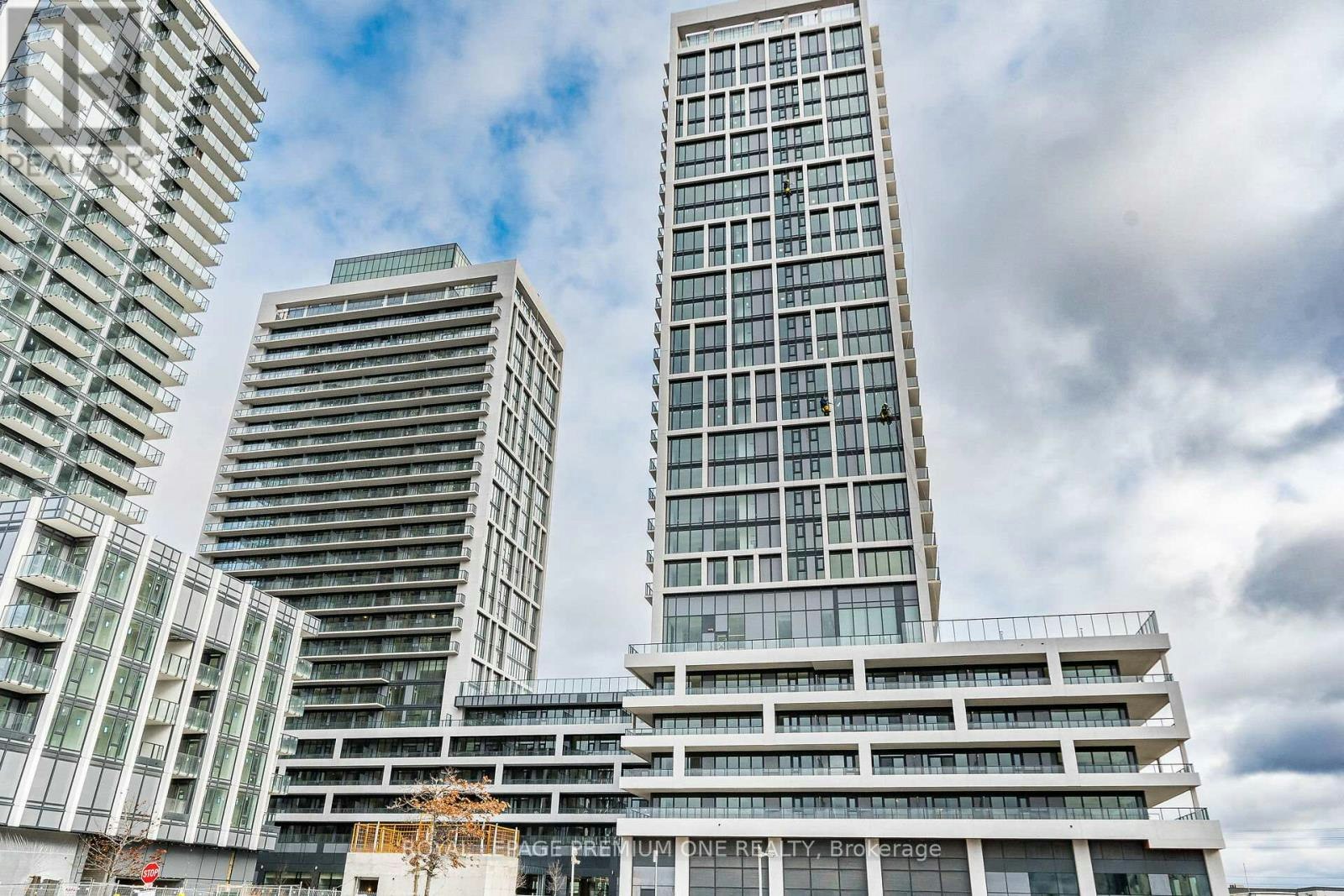 604-8960 Jane Street, Vaughan, ON, L4K 0N9 - 2