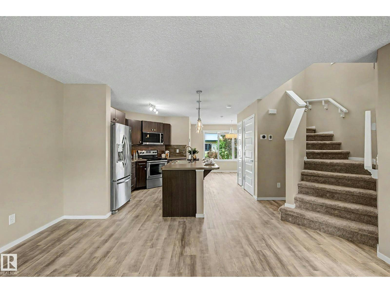 4218 Allan Li SW - 5