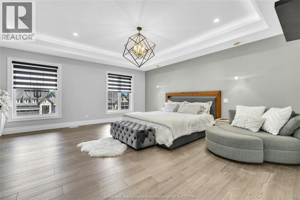 256 Xavier Circle, Lakeshore, ON, N0R 1A0 - 6