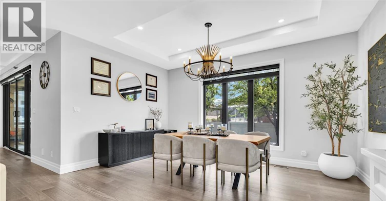 256 Xavier Circle, Lakeshore, ON, N0R 1A0 - 3