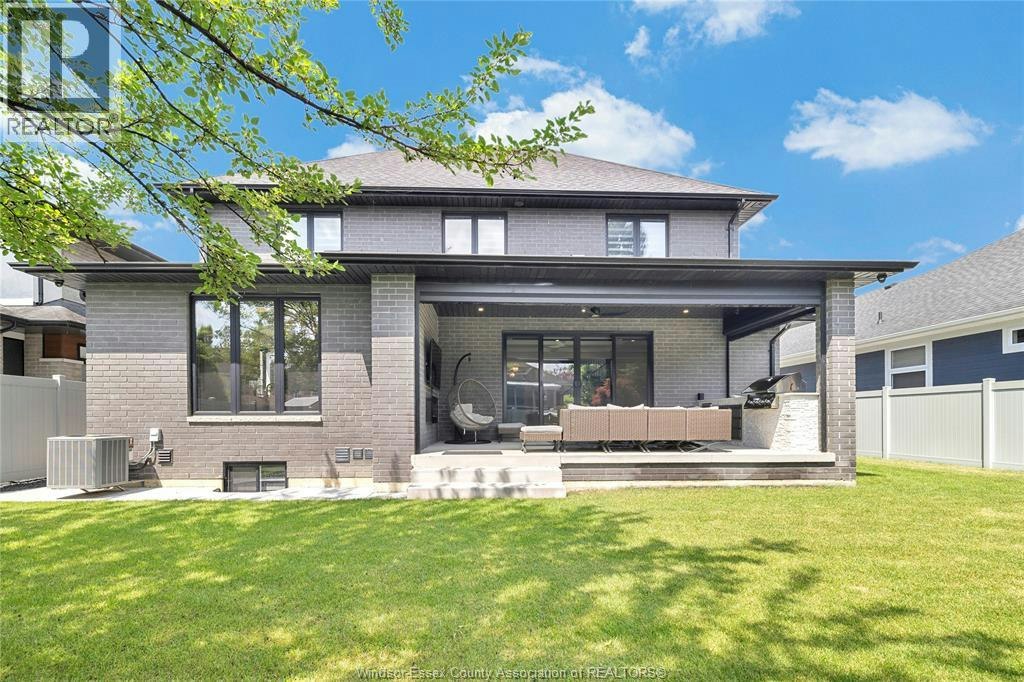 256 Xavier Circle, Lakeshore, ON, N0R 1A0 - 12