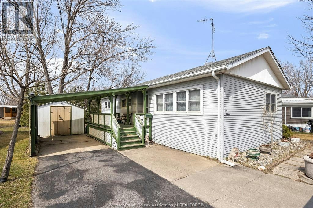111 Dana Drive, Essex, ON, N8M 2A1