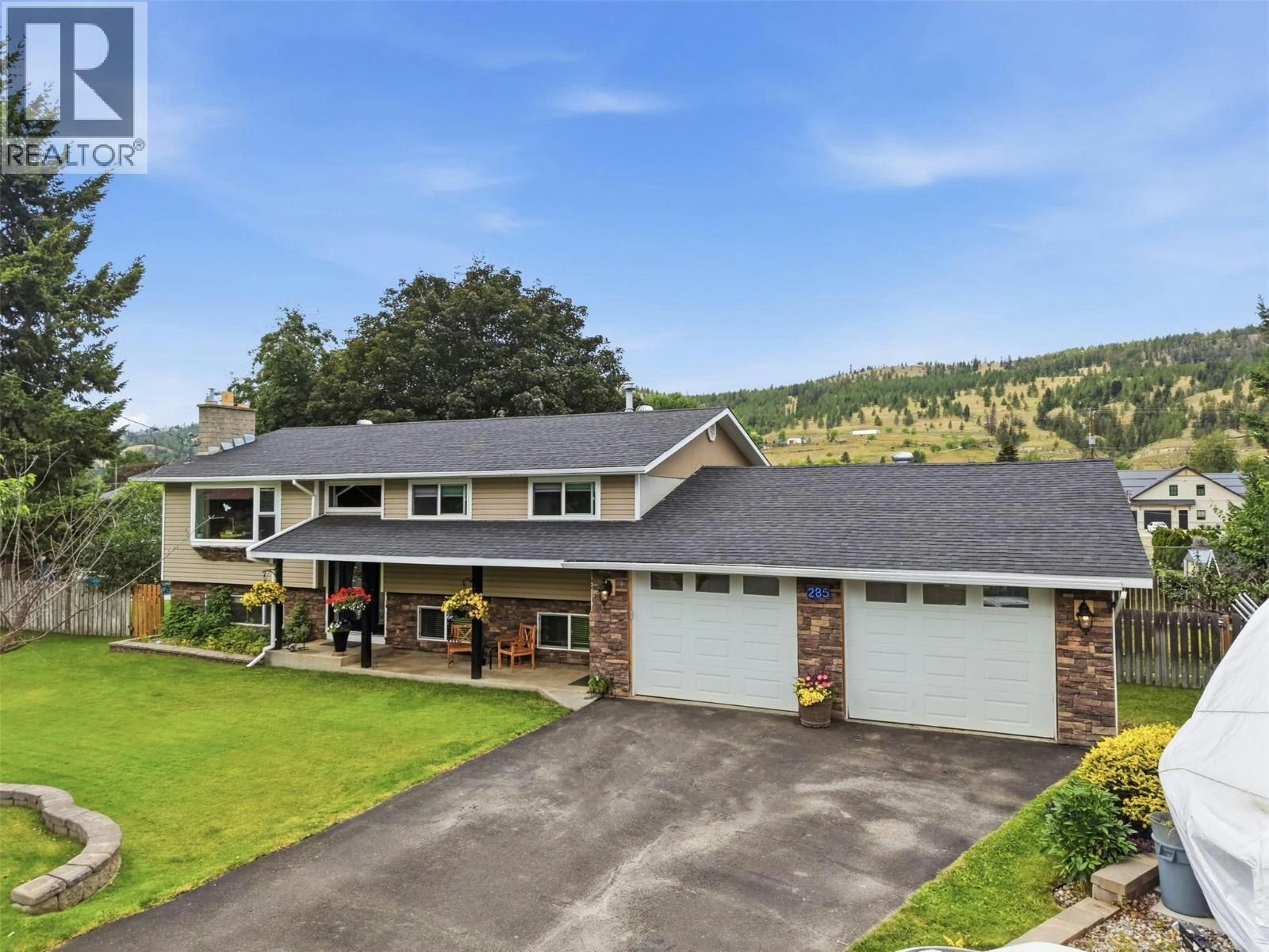 285 Huckleberry Place, Kamloops, BC, V2H 1M4