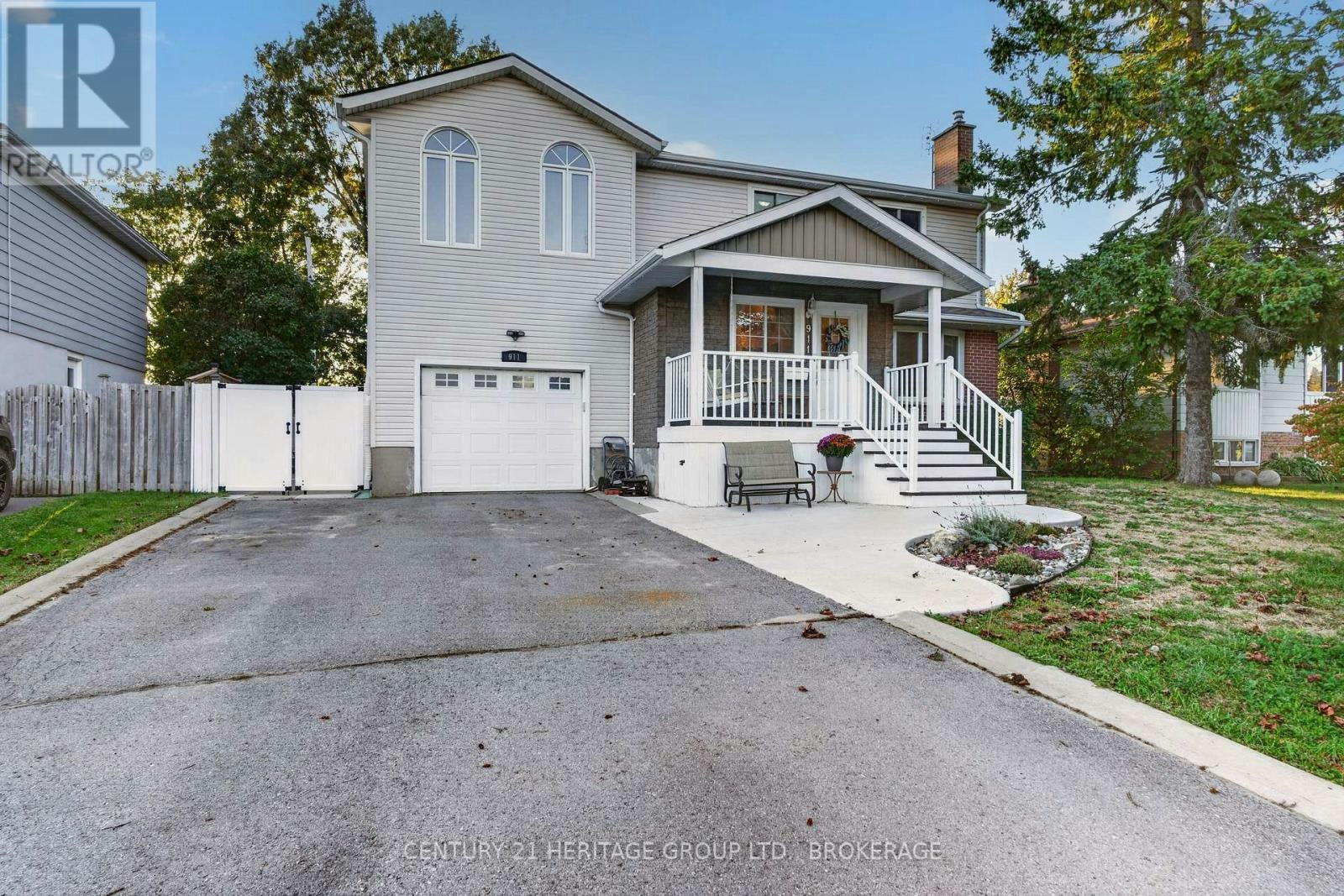 911 Auden Park Drive, Kingston, ON, K7M 4T8