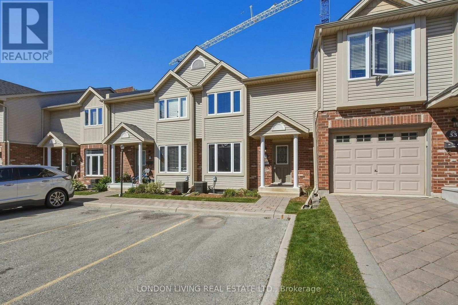31-1625 Purser Street, London, ON, N5V 0A7 - 2