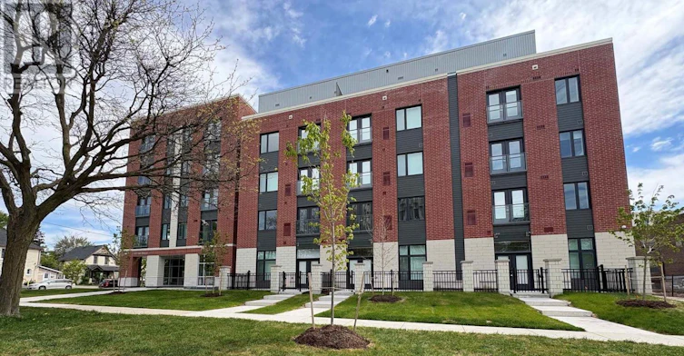 305-351 Hill Street, London, ON, N6B 2M2 - 2